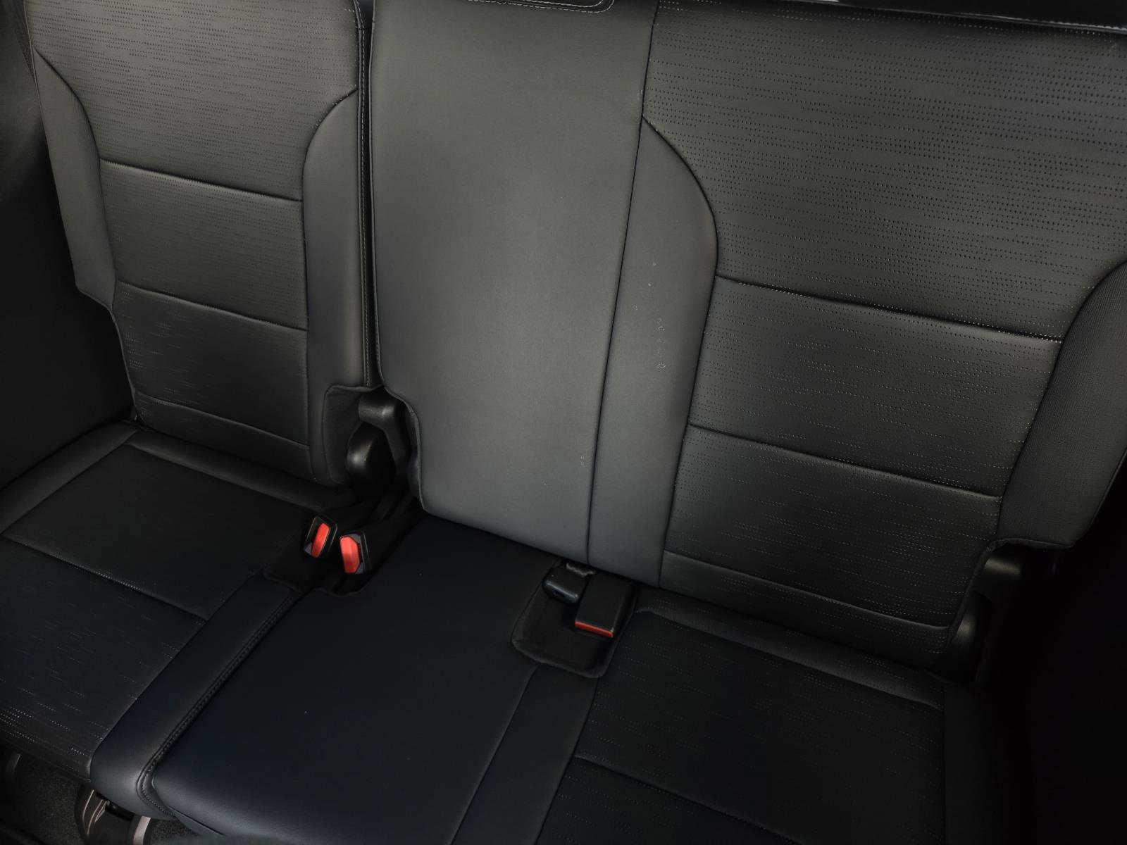 New 2026 Buick Enclave Sport Touring w/ Power Package FWD image 5