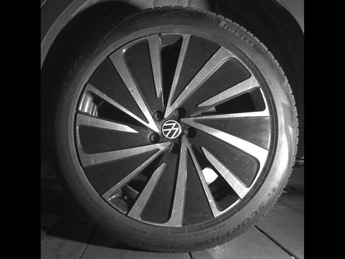Certified 2024 Volkswagen ID.4 Pro AWD/4WD image 14