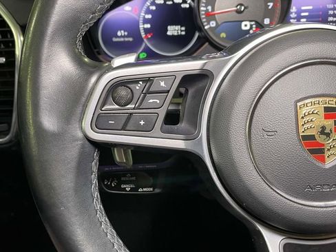 Certified 2022 Porsche Cayenne image 38