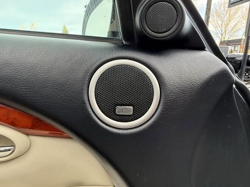 Used 2006 Lexus SC 430 Convertible image 31