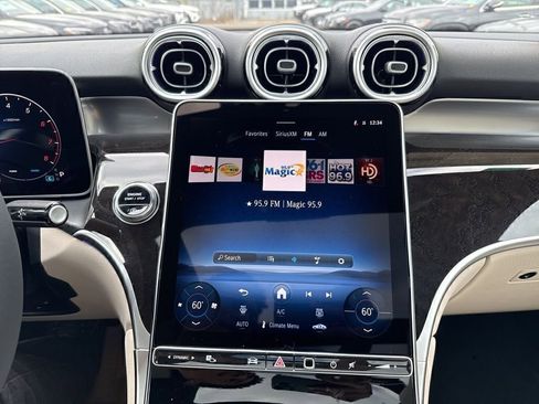 New 2026 Mercedes-Benz GLC 300 4MATIC image 36