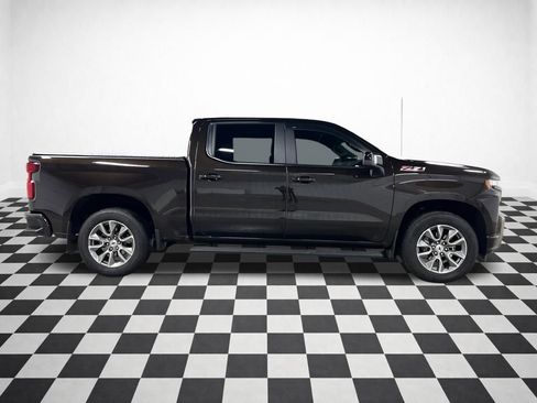 Used 2019 Chevrolet Silverado 1500 RST image 2