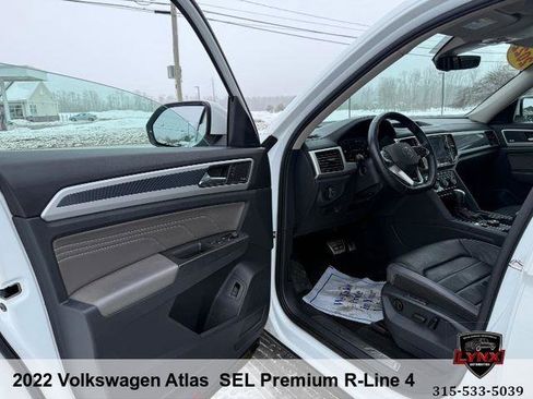Used 2022 Volkswagen Atlas SEL Premium image 11