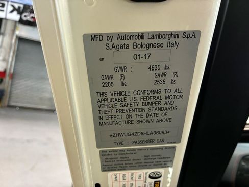 Used 2017 Lamborghini Aventador S AWD/4WD image 35