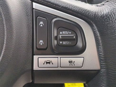 Used 2017 Subaru Outback 2.5i Premium image 25