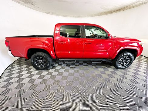 Used 2021 Toyota Tacoma SR5 image 2