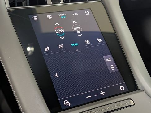 New 2026 Porsche Taycan AWD/4WD image 34