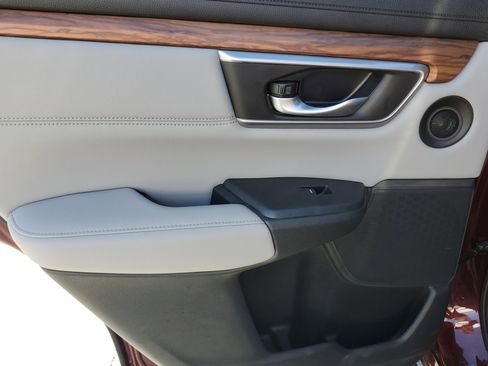 Used 2019 Honda CR-V EX-L image 10