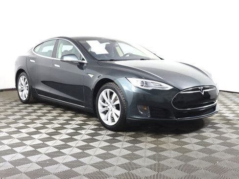 Used 2014 Tesla Model S 60 image 6