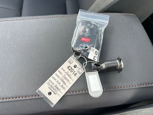 New 2026 Toyota Camry XLE image 30