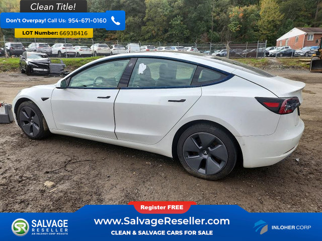 Used 2021 Tesla Model 3 Standard Range Plus RWD image 3