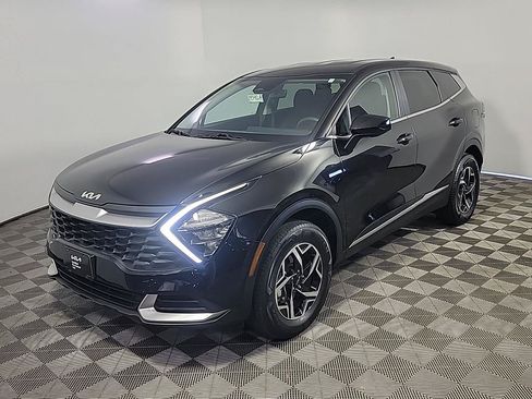 Used 2023 Kia Sportage LX AWD/4WD image 12