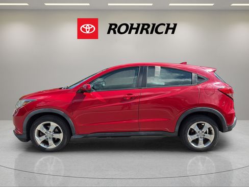 Used 2016 Honda HR-V LX image 9