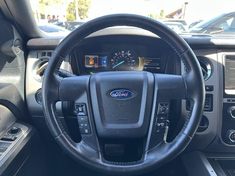 Used 2015 Ford Expedition EL XLT w/ Equipment Group 202A RWD image 10