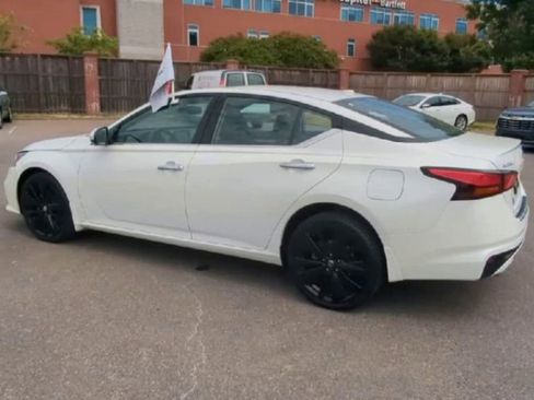 Used 2021 Nissan Altima 2.5 Platinum image 6