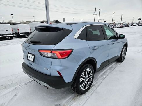Used 2022 Ford Escape SEL image 7