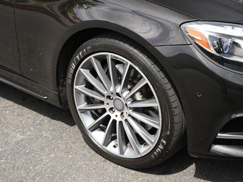 Used 2015 Mercedes-Benz S 550 4MATIC Sedan image 9