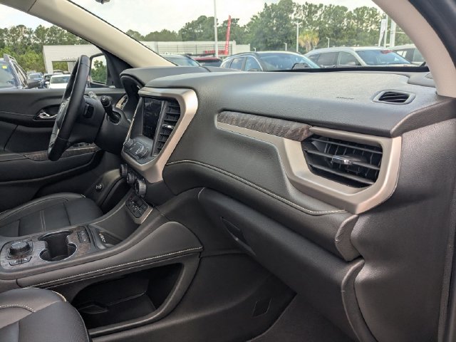 Used 2023 GMC Acadia Denali w/ Denali Technology Package FWD image 36