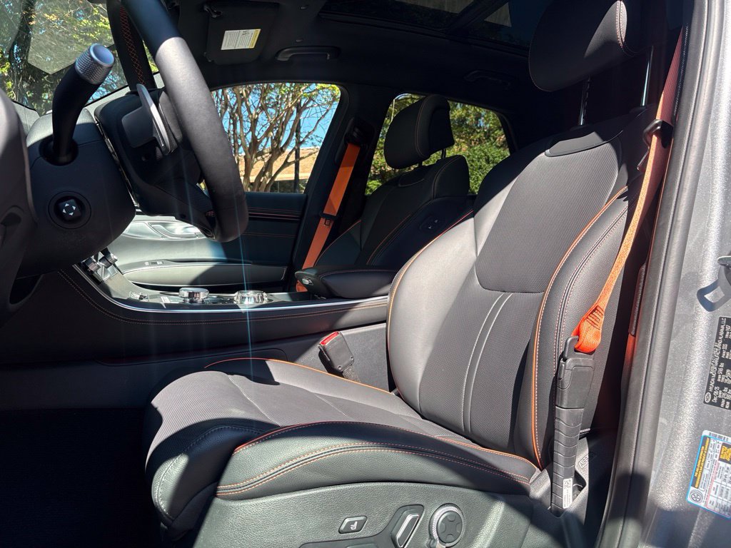 Certified 2026 Genesis GV70 3.5T Sport Advanced AWD/4WD image 8