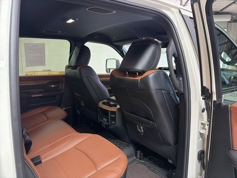 Used 2024 RAM 3500 Limited w/ Safety Group image 16