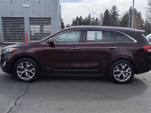 Used 2017 Kia Sorento SX image 5