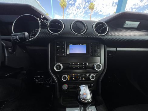 Used 2019 Ford Mustang Coupe RWD image 13