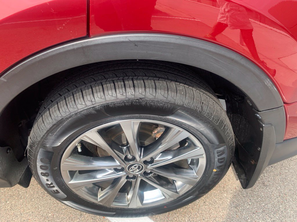 Used 2018 Toyota RAV4 Limited w/ Advanced Technology Package AWD/4WD image 37