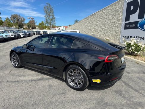 Used 2021 Tesla Model 3 Long Range image 5