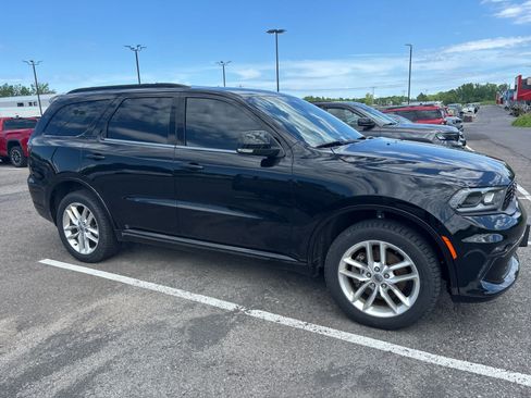 Used 2023 Dodge Durango GT AWD/4WD image 3
