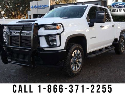 Used 2023 Chevrolet Silverado 2500 Custom w/ Custom Value Package image 2