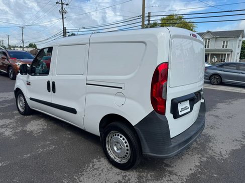 Used 2016 RAM ProMaster City Tradesman FWD image 9