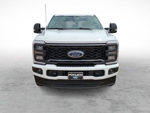Used 2026 Ford F250 XL w/ STX Appearance Package image 3