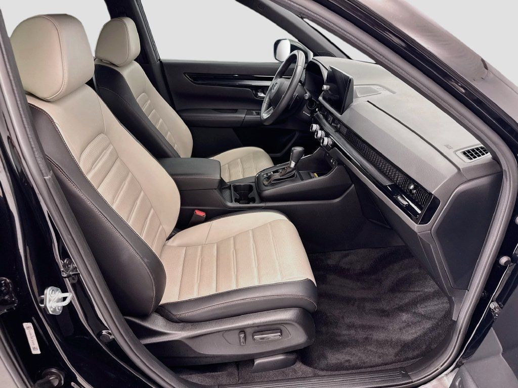 Used 2024 Honda CR-V Sport Touring image 19