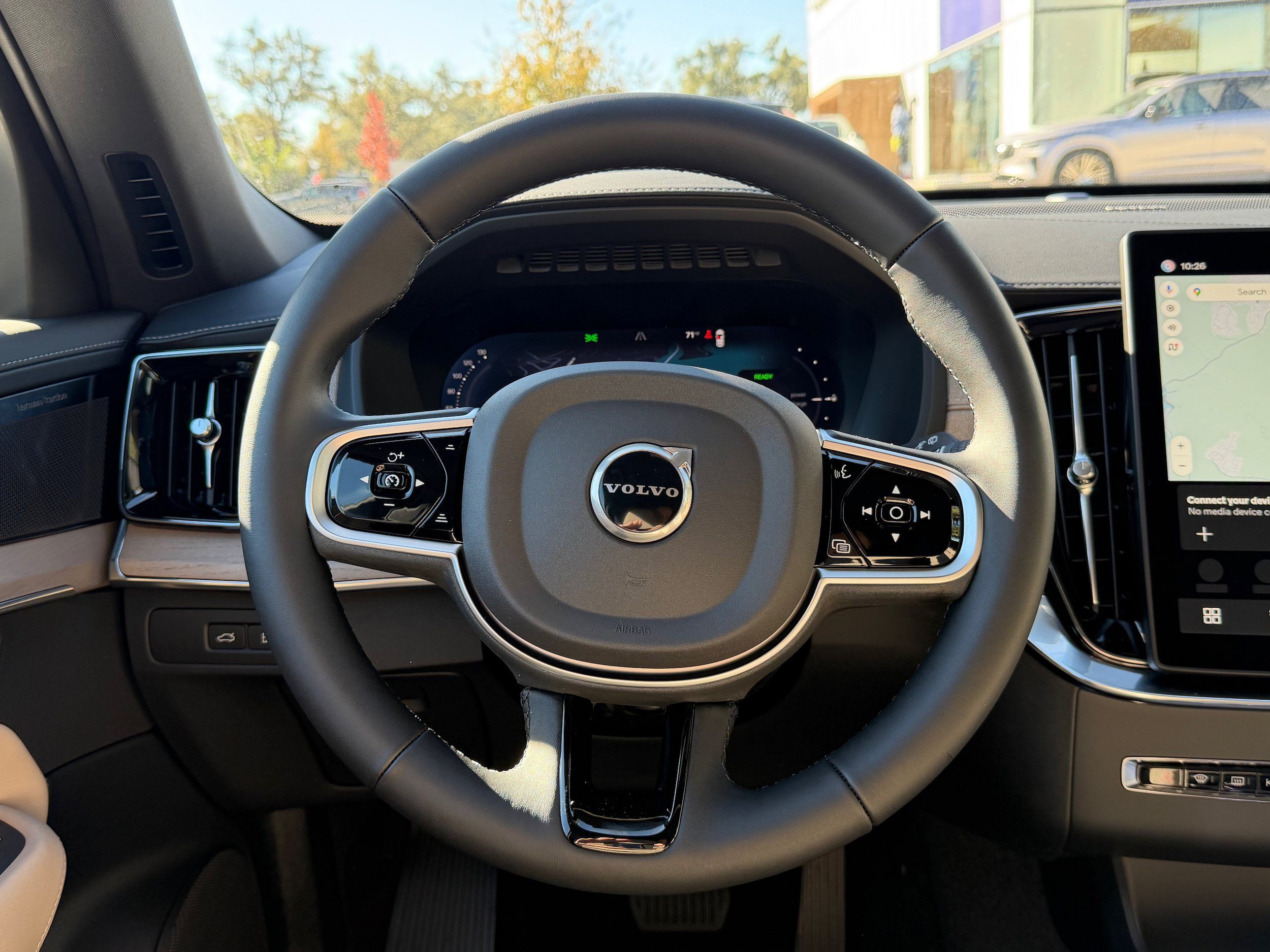 New 2026 Volvo XC90 T8 Plus w/ Protection Package Premier AWD/4WD image 15