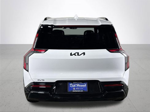 New 2026 Kia EV9 Land w/ Nightfall Edition Package image 7