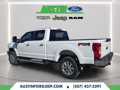 Certified 2019 Ford F250 Lariat w/ Chrome Package image 5