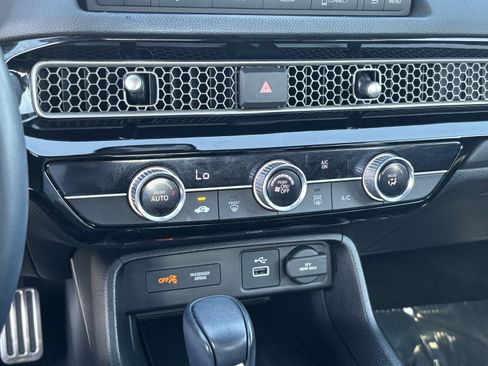 Certified 2024 Honda Civic Sport image 20
