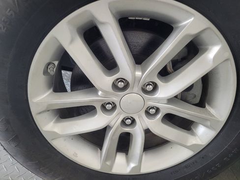 Used 2015 Kia Sorento LX image 31