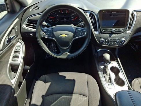 Used 2024 Chevrolet Malibu LT FWD image 11