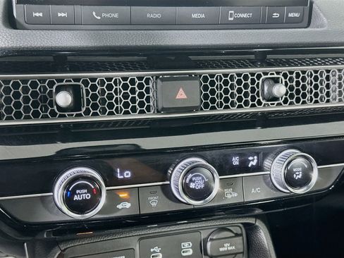 Used 2025 Honda Civic Sport image 23