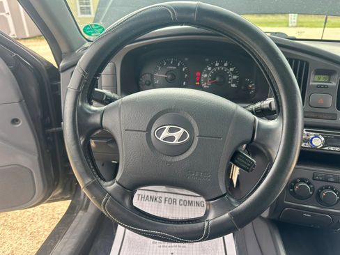 Used 2005 Hyundai Elantra GLS FWD image 17