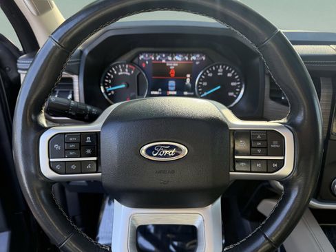 Used 2024 Ford Expedition Max Limited image 12