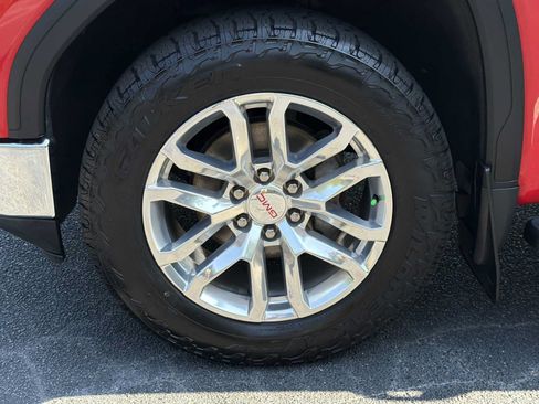 Used 2019 GMC Sierra 1500 SLT w/ SLT Premium Plus Package AWD/4WD image 39