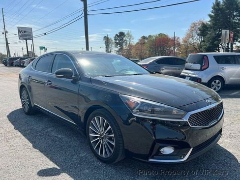 Used 2017 Kia Cadenza Premium FWD image 3