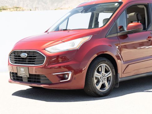 Used 2020 Ford Transit Connect Titanium FWD image 2