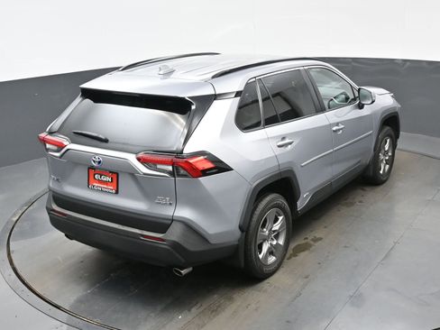 Used 2024 Toyota RAV4 XLE image 40