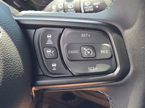 New 2026 Jeep Wrangler Unlimited Rubicon AWD/4WD image 31