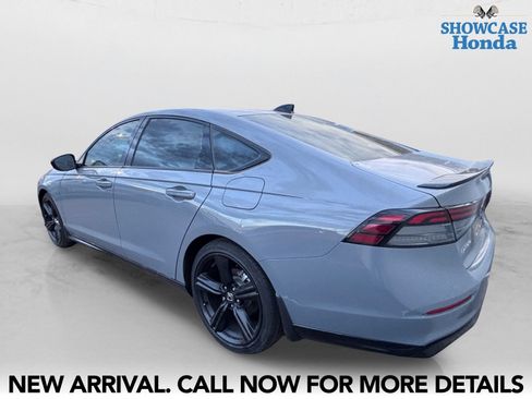 Used 2023 Honda Accord Sport image 4
