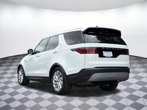 Certified 2025 Land Rover Discovery S AWD/4WD image 3
