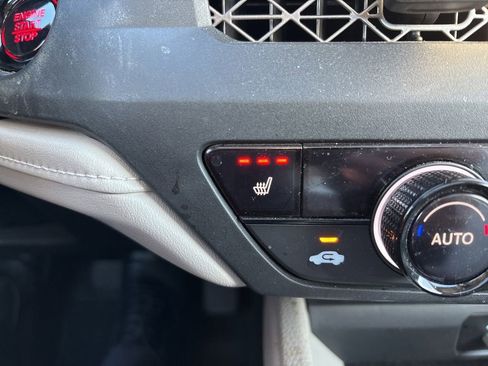 Certified 2023 Honda Accord EX image 6